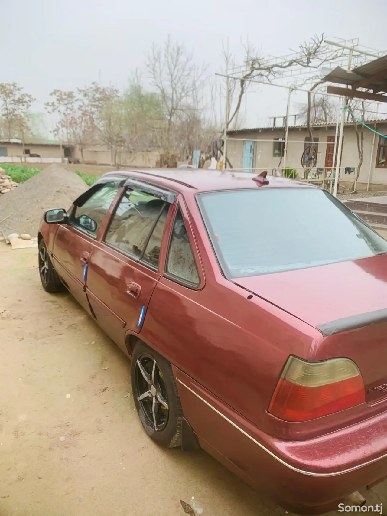 Daewoo Nexia 1996 · 1.6 MT