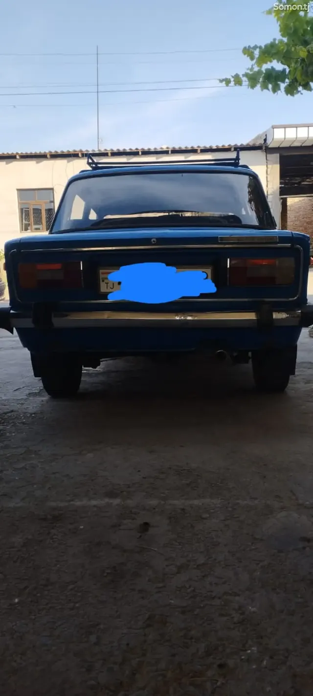 Lada (ВАЗ) 2106 1979 · 1.6 MT