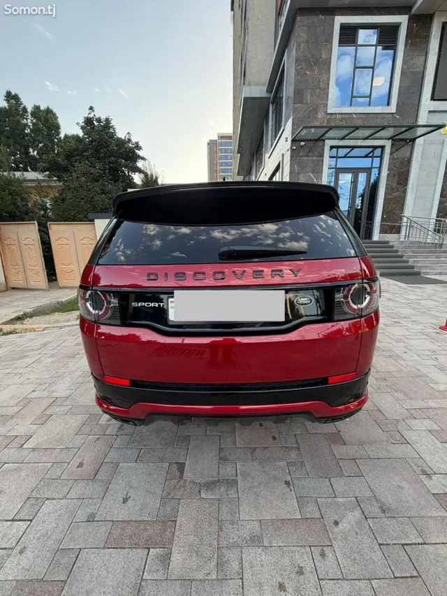 Land Rover Discovery 2016 · 2.0 AT