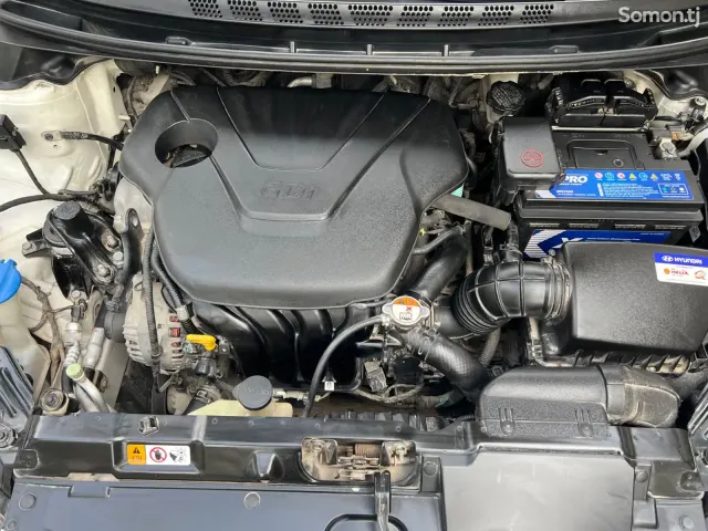 Hyundai Avante 2014 · 1.6 AT