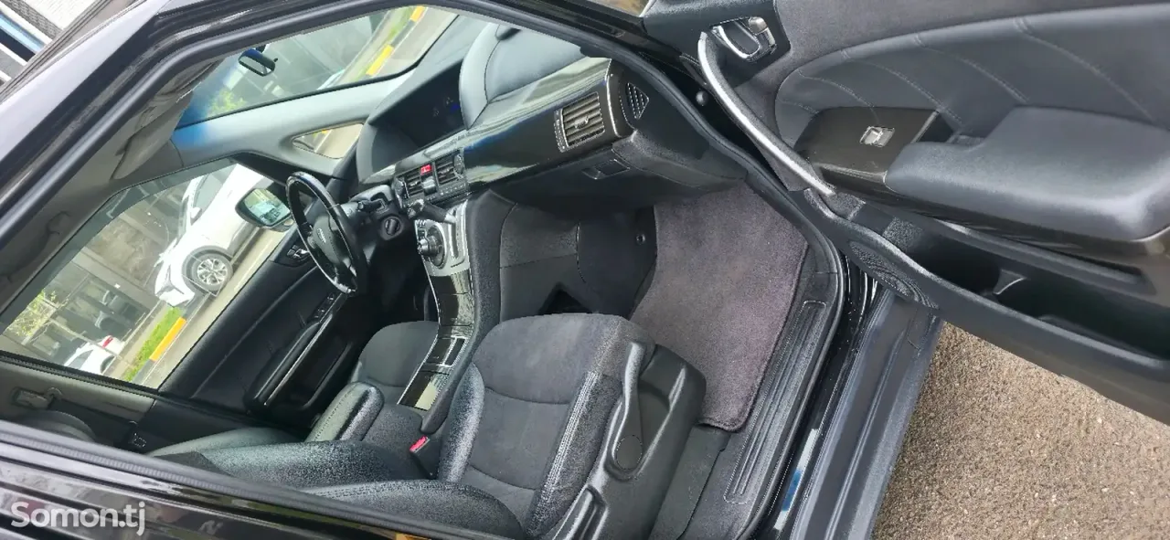 Honda CR-V 2013 · 2.4 AT