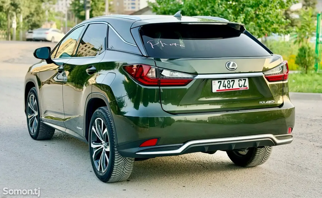 Lexus RX series 2022 · 3.5 AT