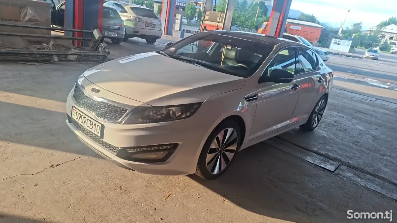 Kia K5 2013 · 2.0 AT