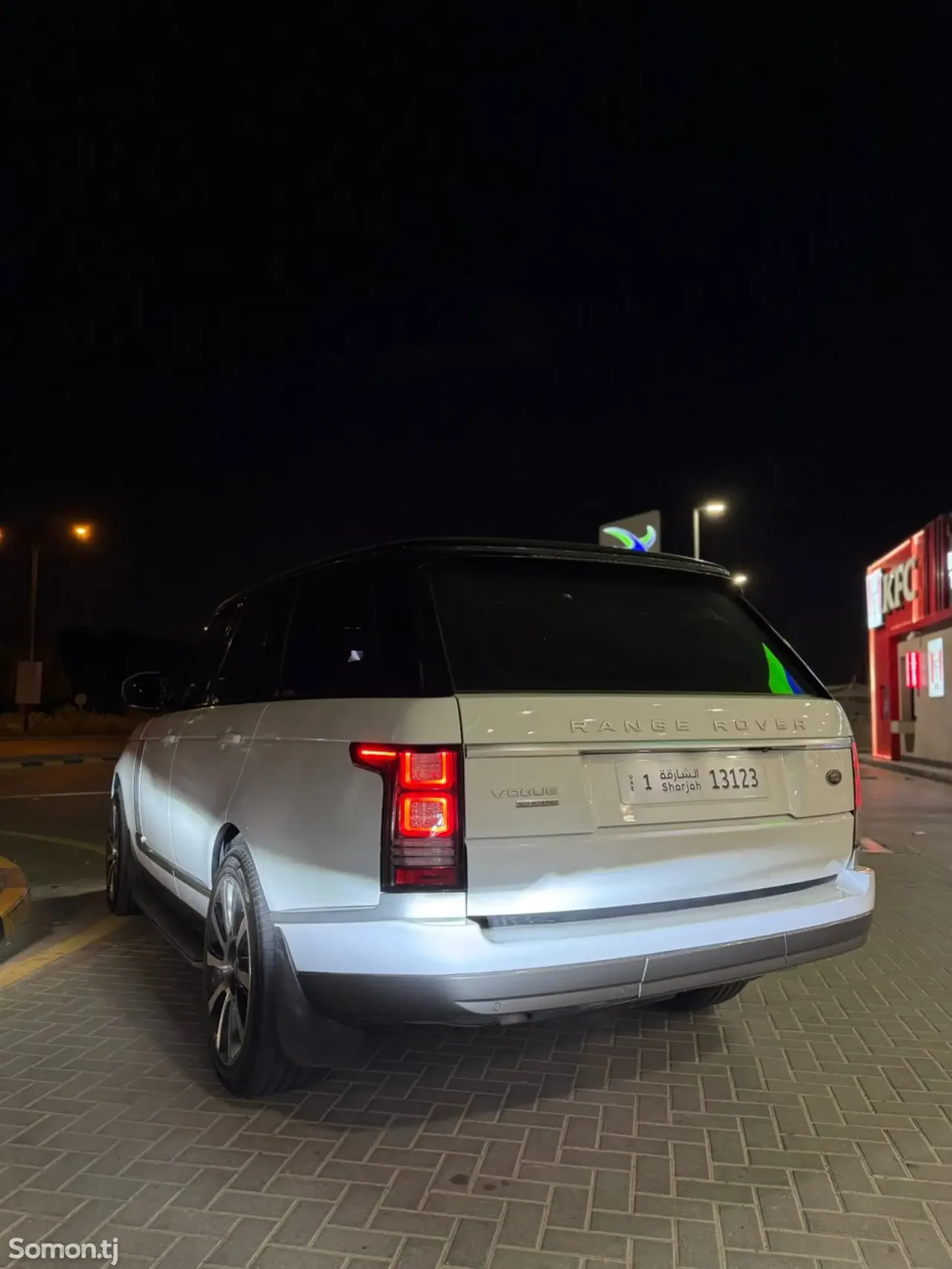 Land Rover Vogue 2014 · 5.0 AT