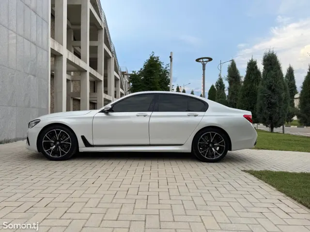 BMW 7 series 2019 · 3.0 AT