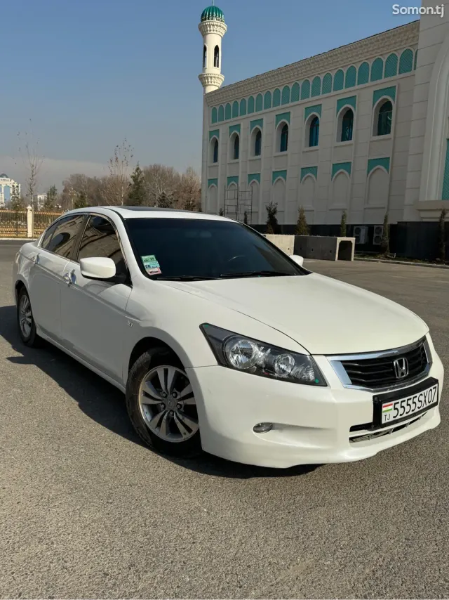 Honda Accord 2008 · 2.4 AT