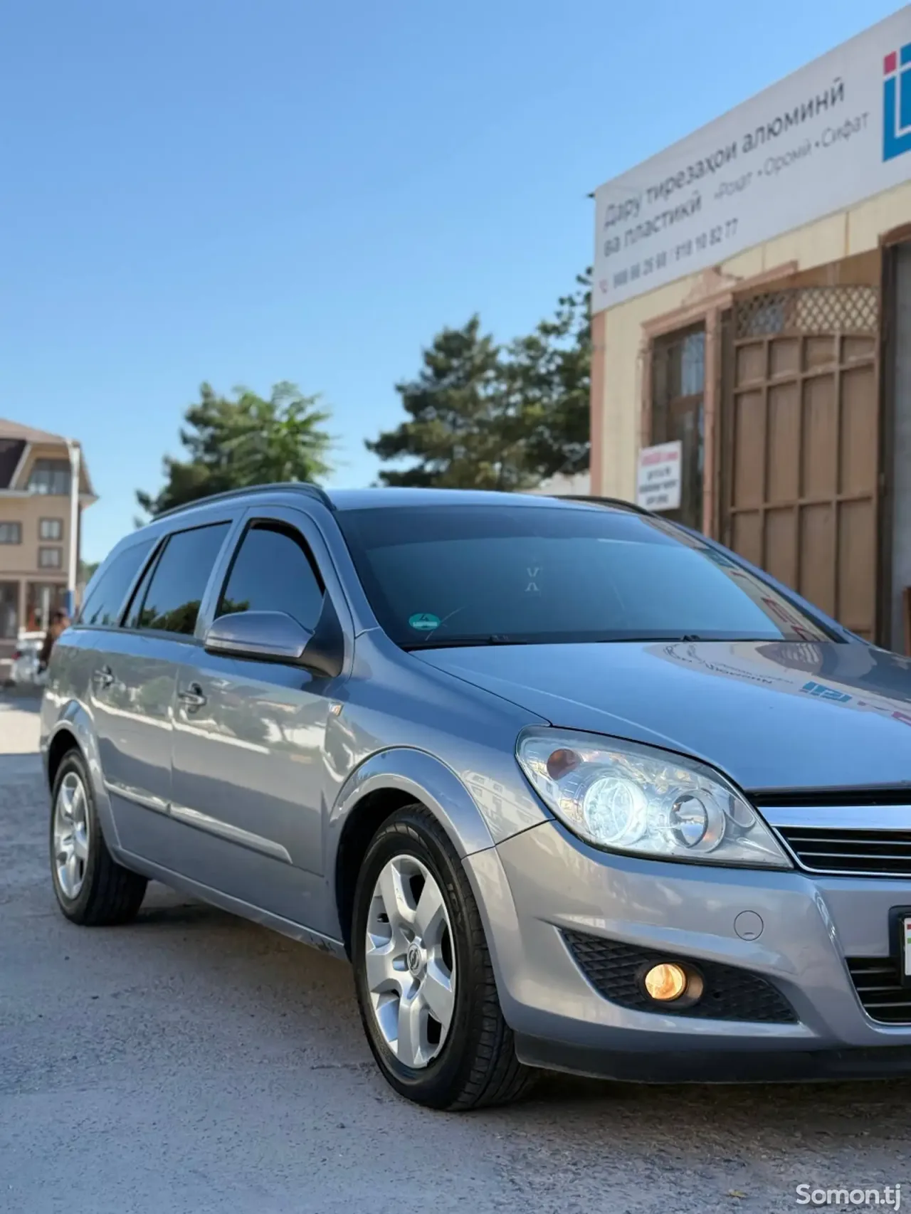 Opel Astra H 2008 · 1.8 MT