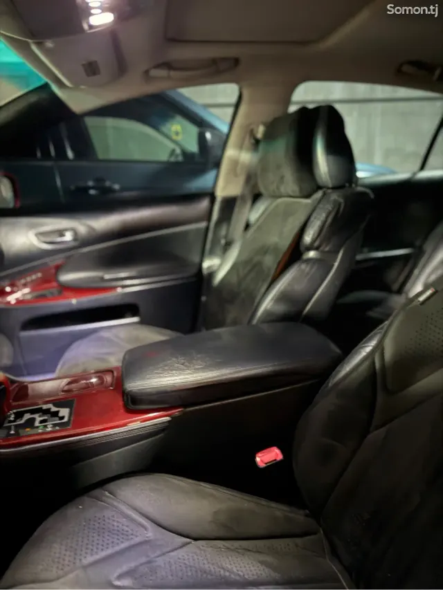 Lexus GS series 2006 · 3.0 AT