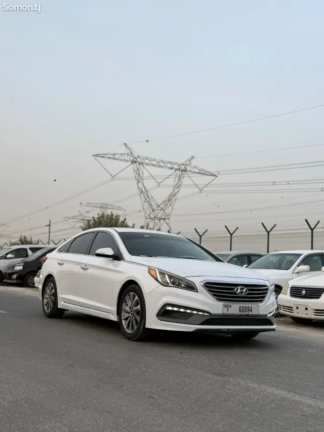 Hyundai Sonata 2014 · 2.4 AT