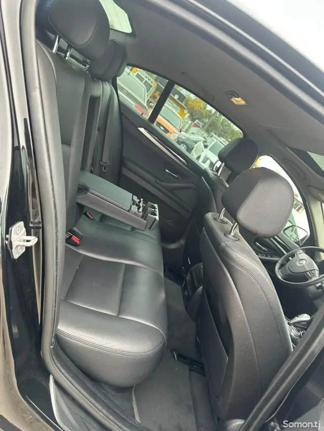 BMW 5 series 2014 · 2.0 AT