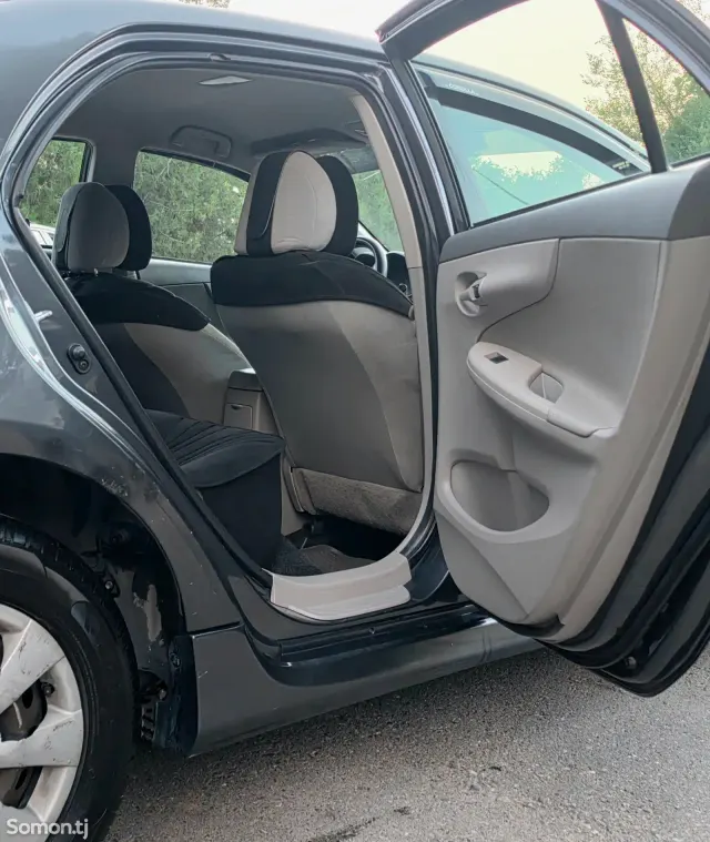 Toyota Corolla 2009 · 1.8 AT