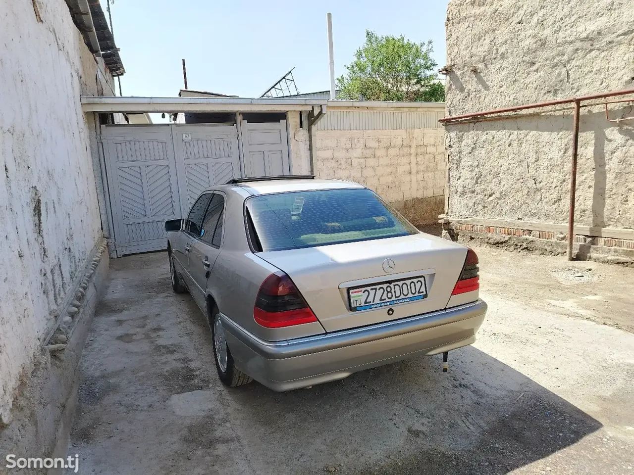 Mercedes-Benz C class 2000 · 1.8 MT