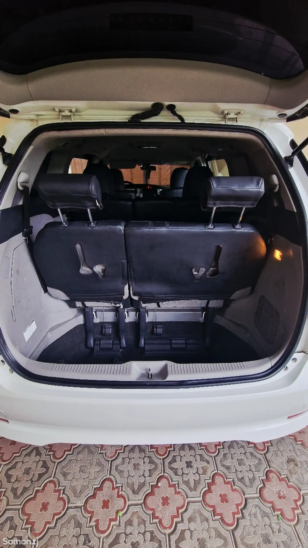 Toyota Estima 2007 · 2.4 CVT