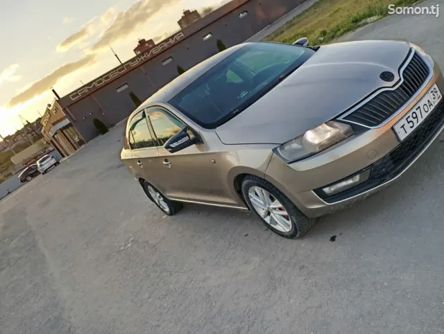 Skoda Rapid 2017 · 1.6 AT