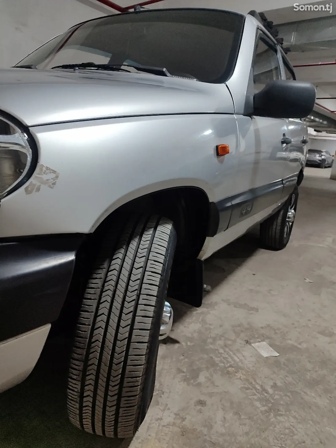 Chevrolet Niva 2004 · 1.7 MT