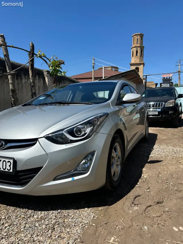 Hyundai Avante 2014 · 1.6 AT
