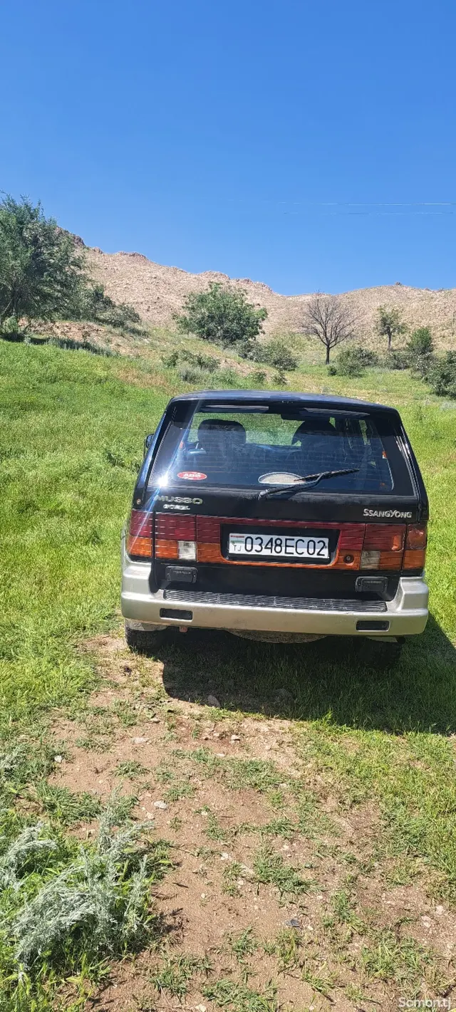 Ssang Yong Musso 1998 · 2.5 AT