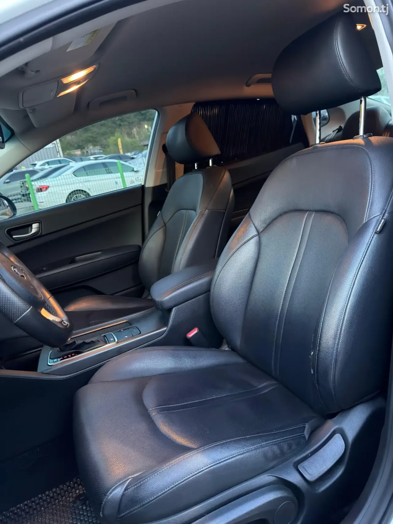 Kia K5 2016 · 2.0 AT