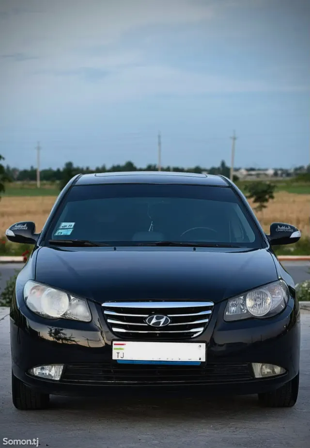 Hyundai Avante 2010 · 1.6 AT