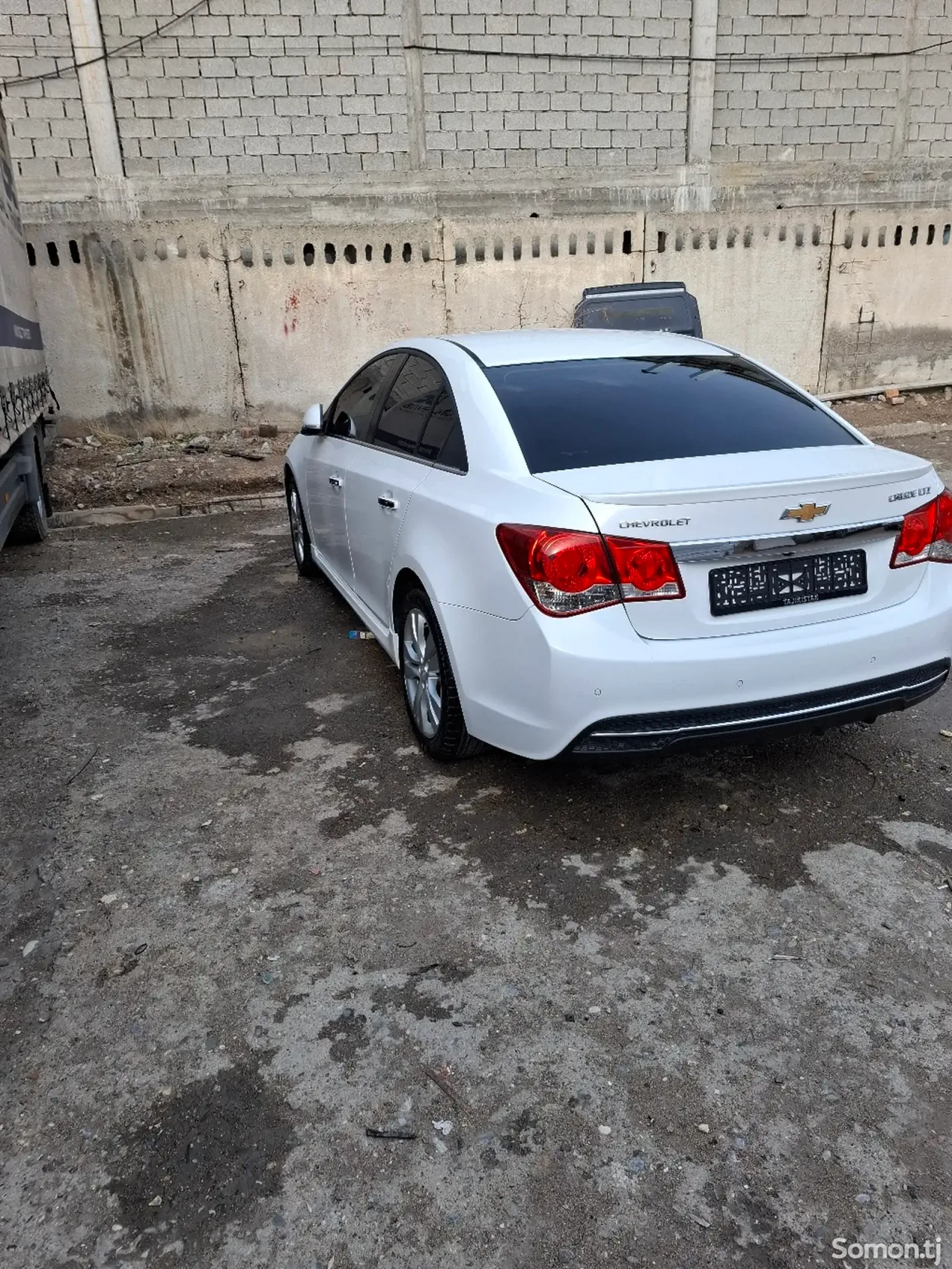Chevrolet Cruze 2013 · 1.8 AT