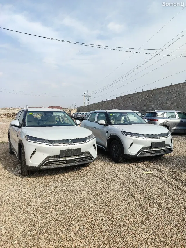 BYD Yuan Up 2025 · AT