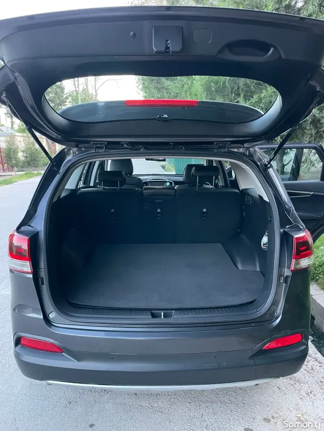 Kia Sorento 2016 · 2.0 AT