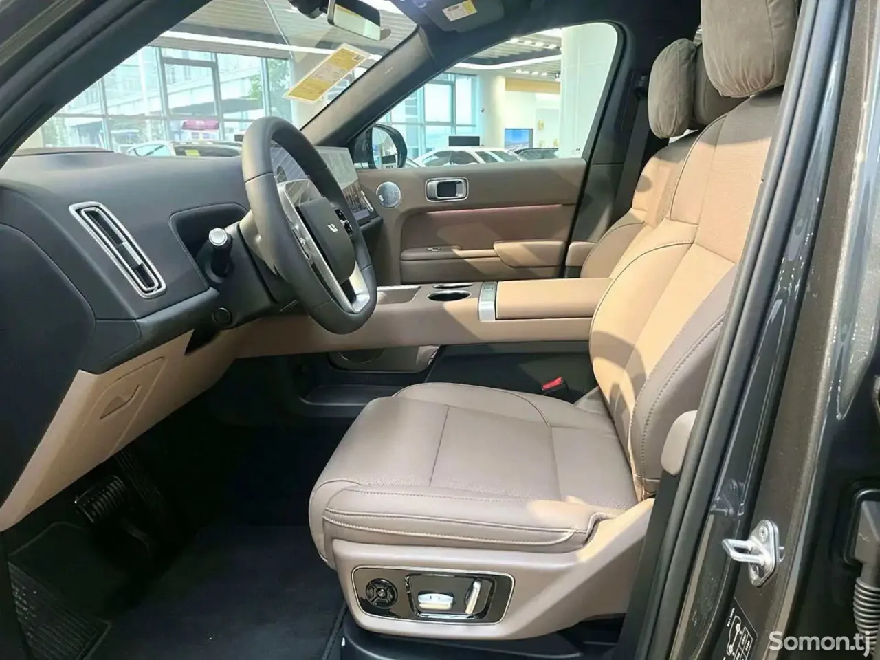 Li Auto (Lixiang) L7 2025 · AT