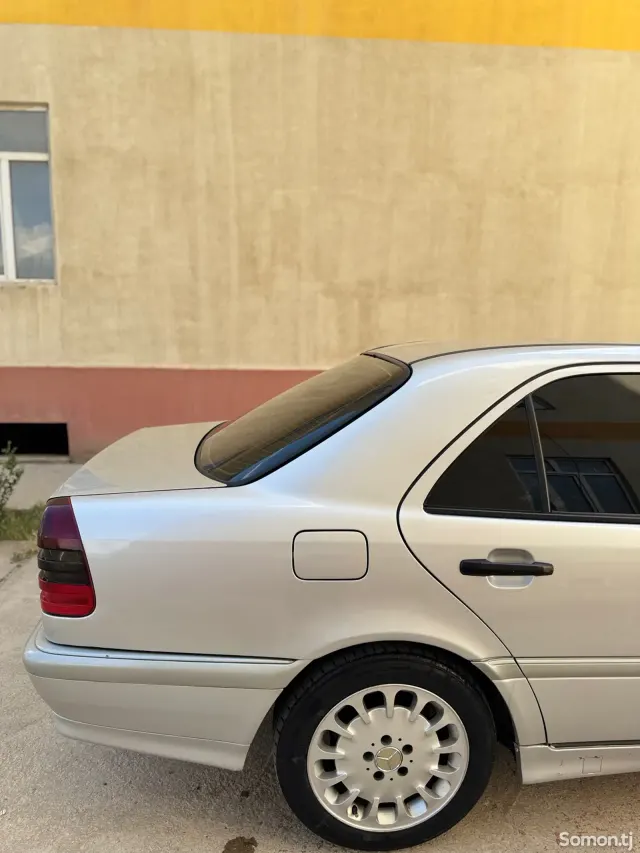 Mercedes-Benz C class 1998 · 1.8 MT