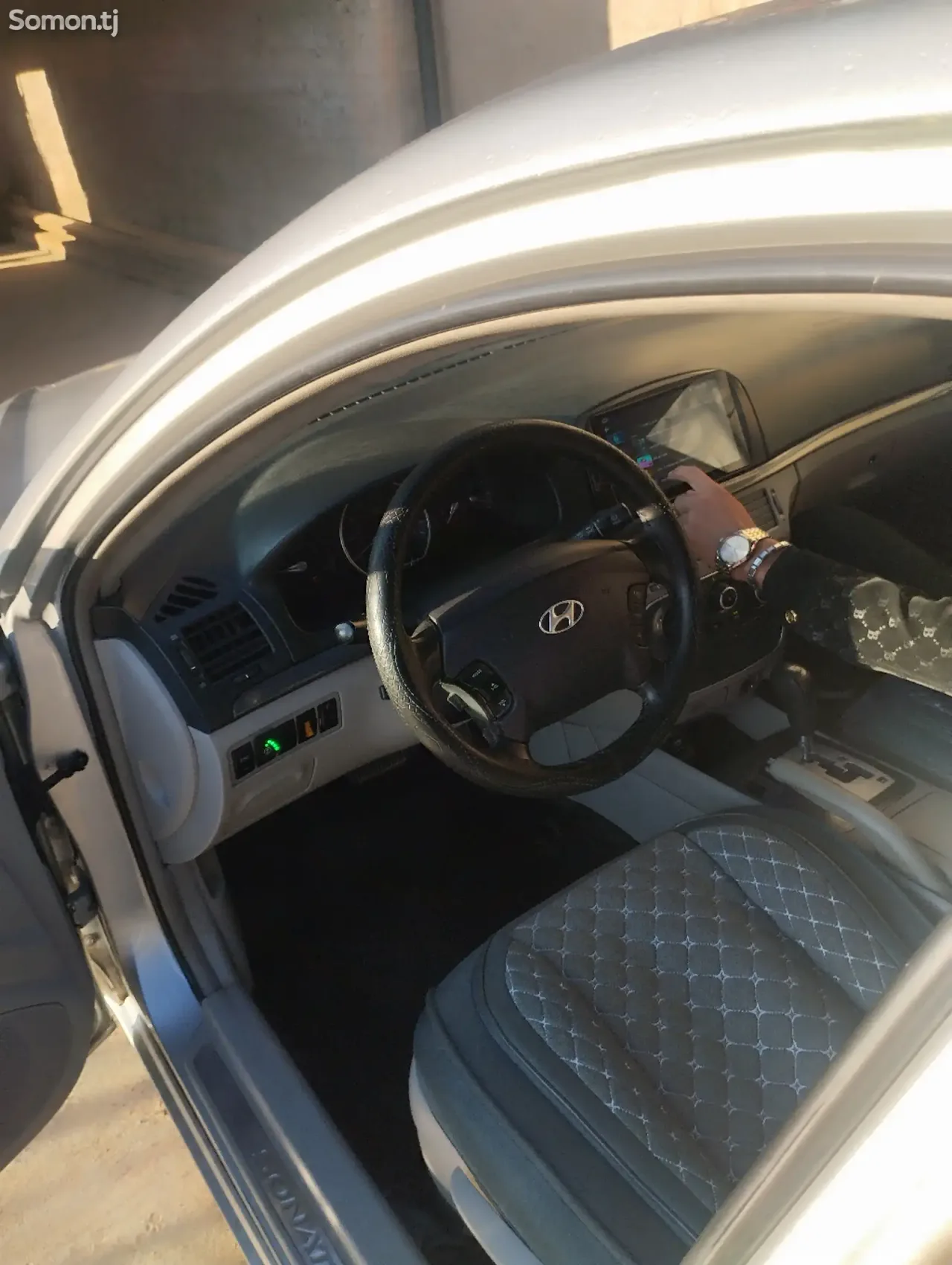 Hyundai Sonata 2008 · 2.0 AT