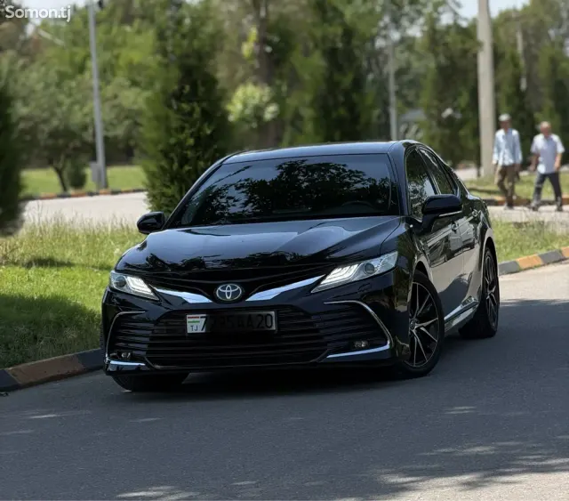 Toyota Camry 2019 · 3.5 AT