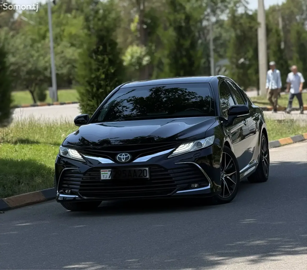 Toyota Camry 2019 · 3.5 AT