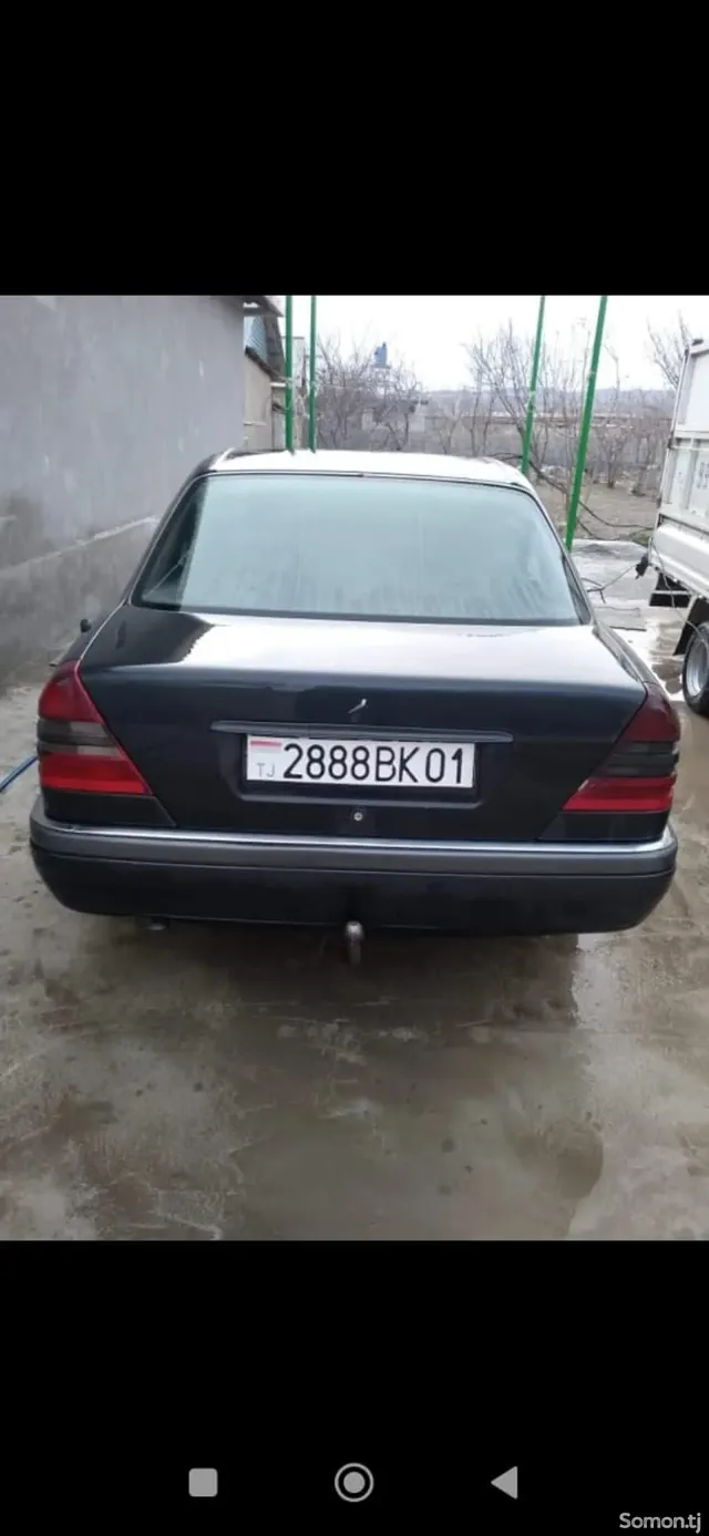 Mercedes-Benz W201 1998 · 1.8 AT