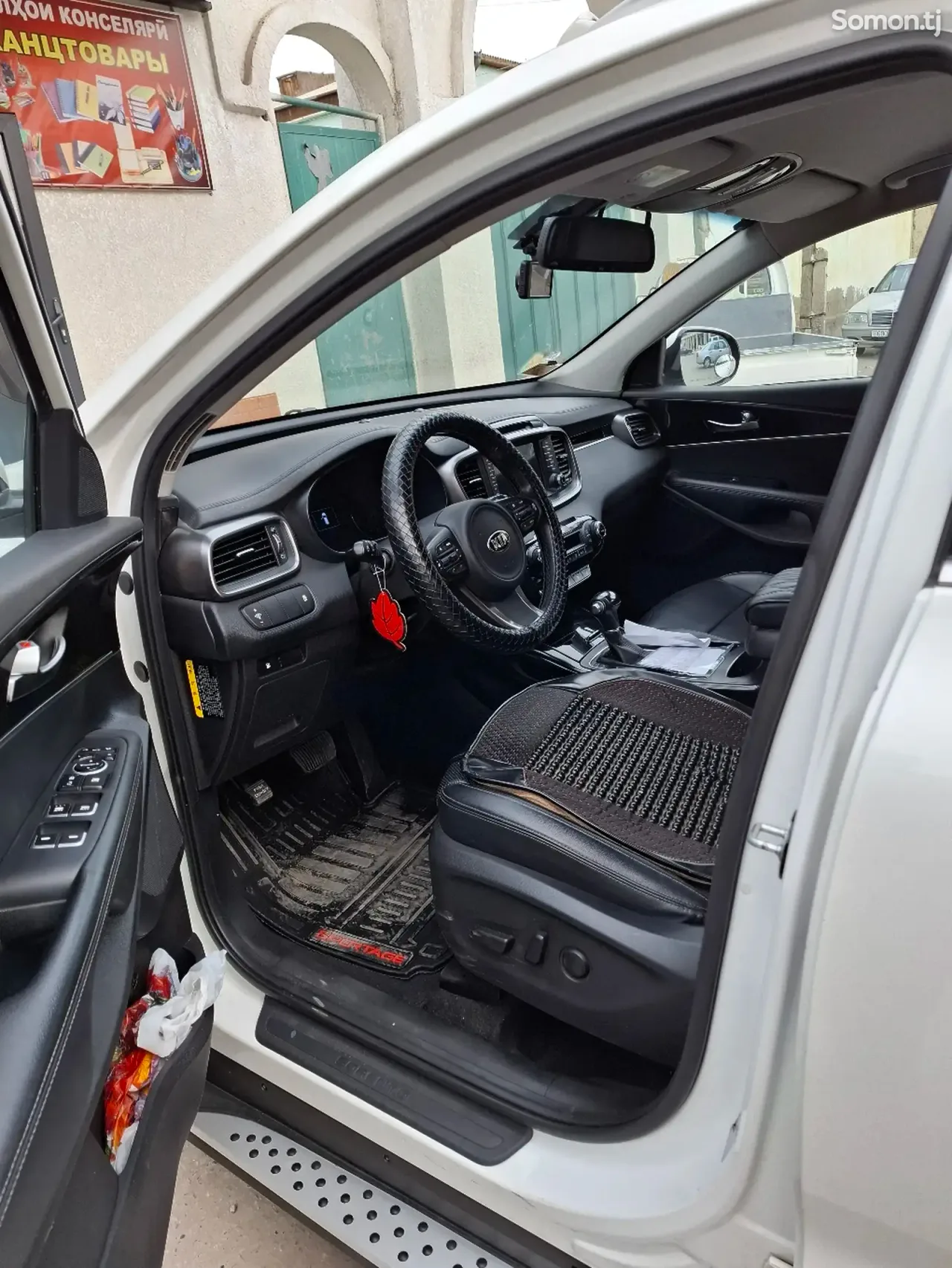 Kia Sorento 2016 · 2.0 AT
