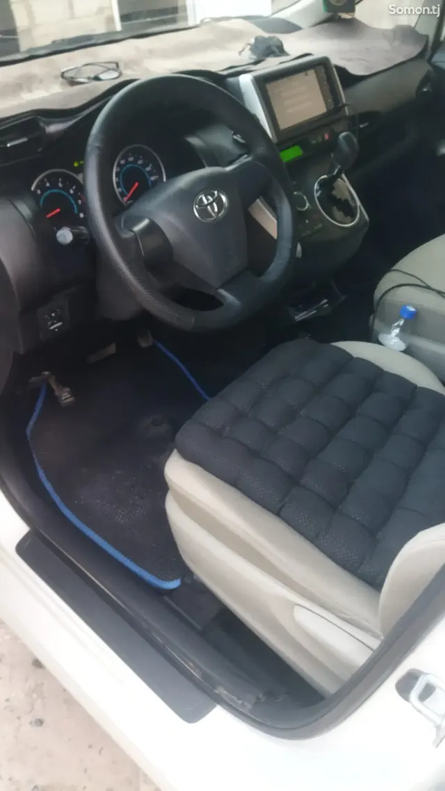 Toyota Wish 2010 · 1.8 CVT
