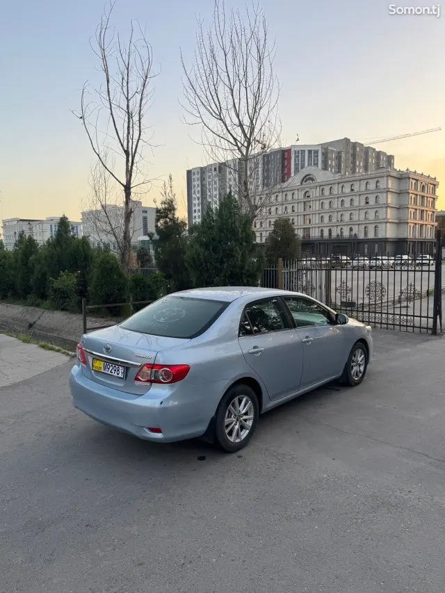 Toyota Corolla 2011 · 1.6 MT