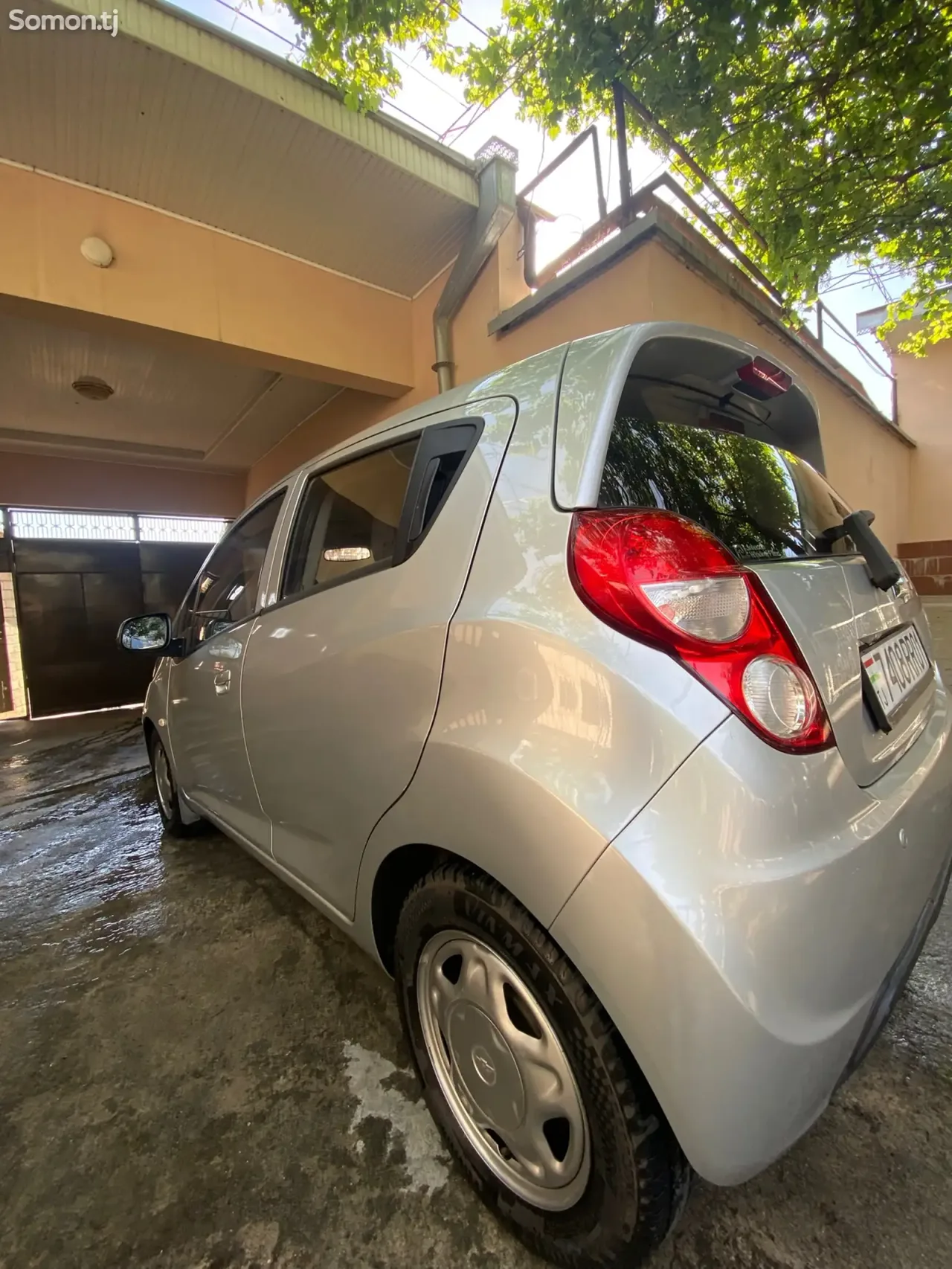 Chevrolet Spark 2015 · 1.1 AT