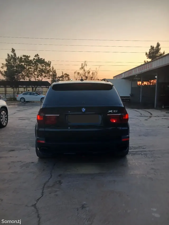 BMW X5 M 2010 · 3.0 AT
