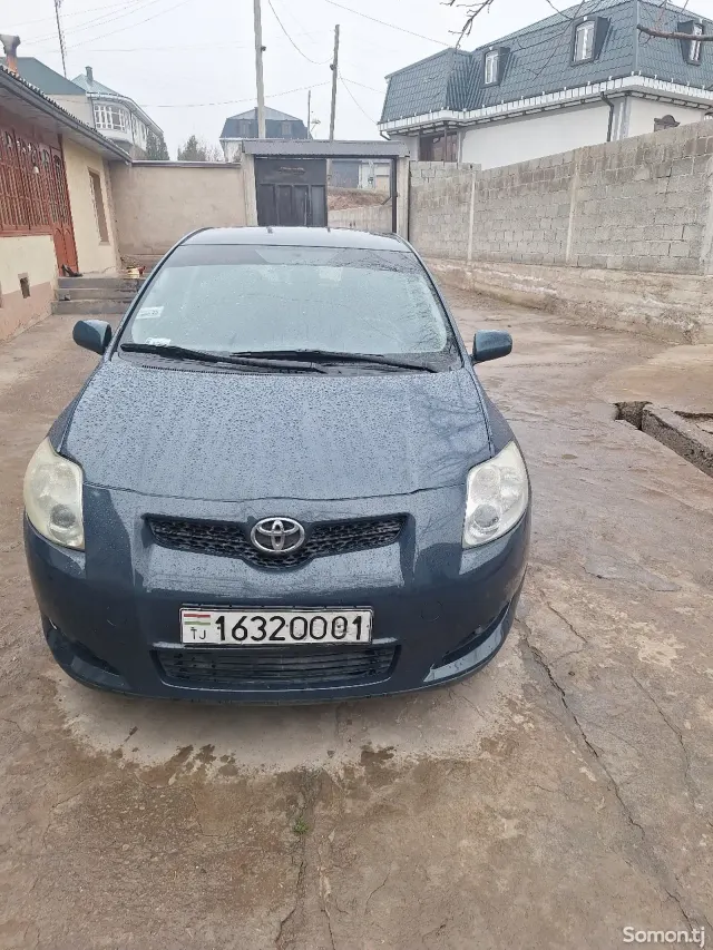 Toyota Auris 2007 · 1.8 MT