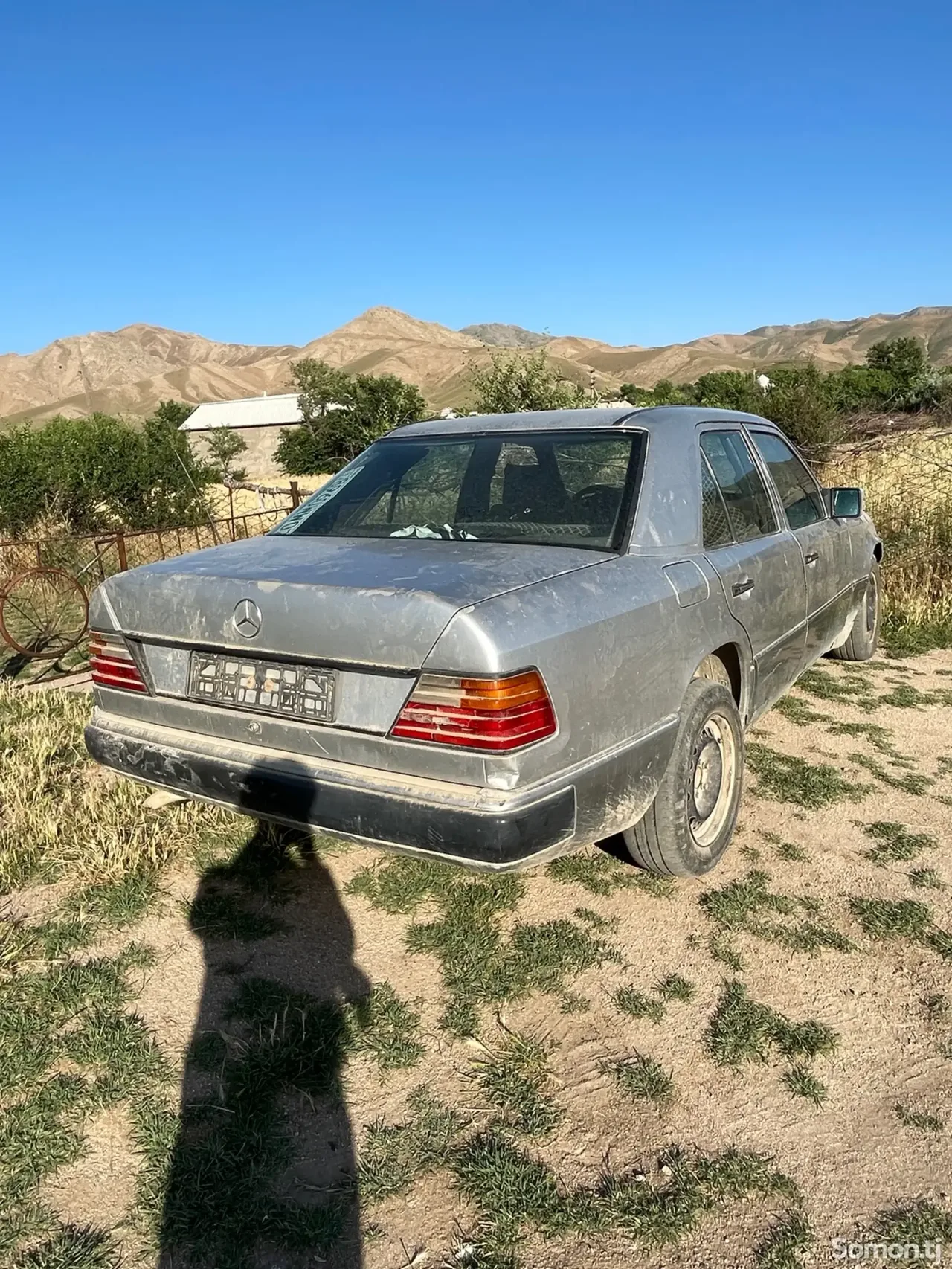 Mercedes-Benz W201 1989 · 4.0 AT