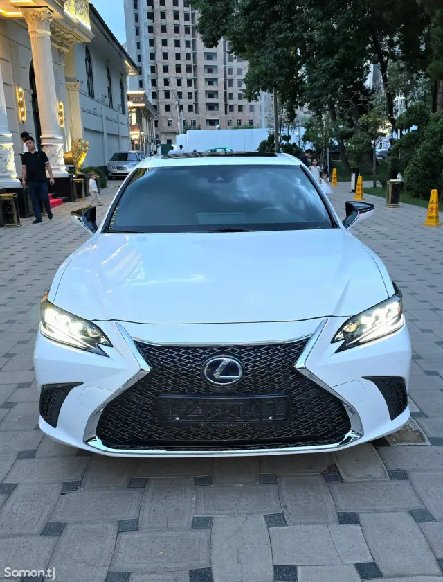 Lexus ES series 2023 · 3.0 AT