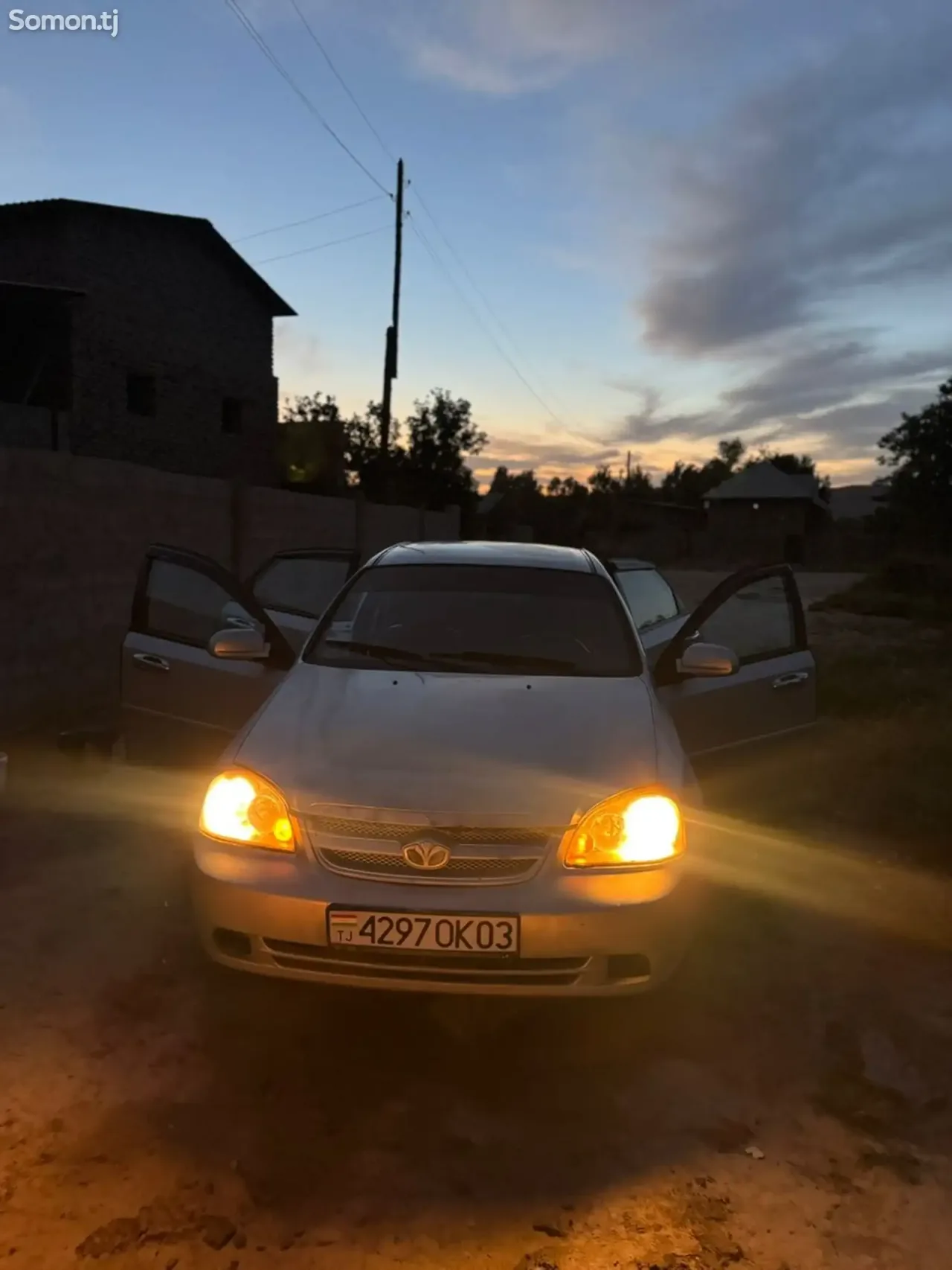 Chevrolet Lacetti 2006 · 1.6 AT