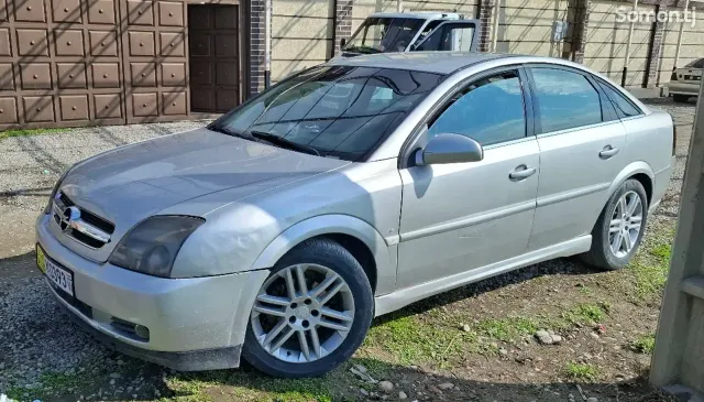 Opel Vectra C 2004 · 2.2 MT