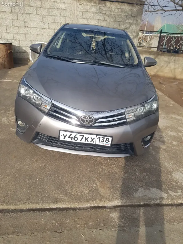 Toyota Corolla 2013 · 1.6 AT