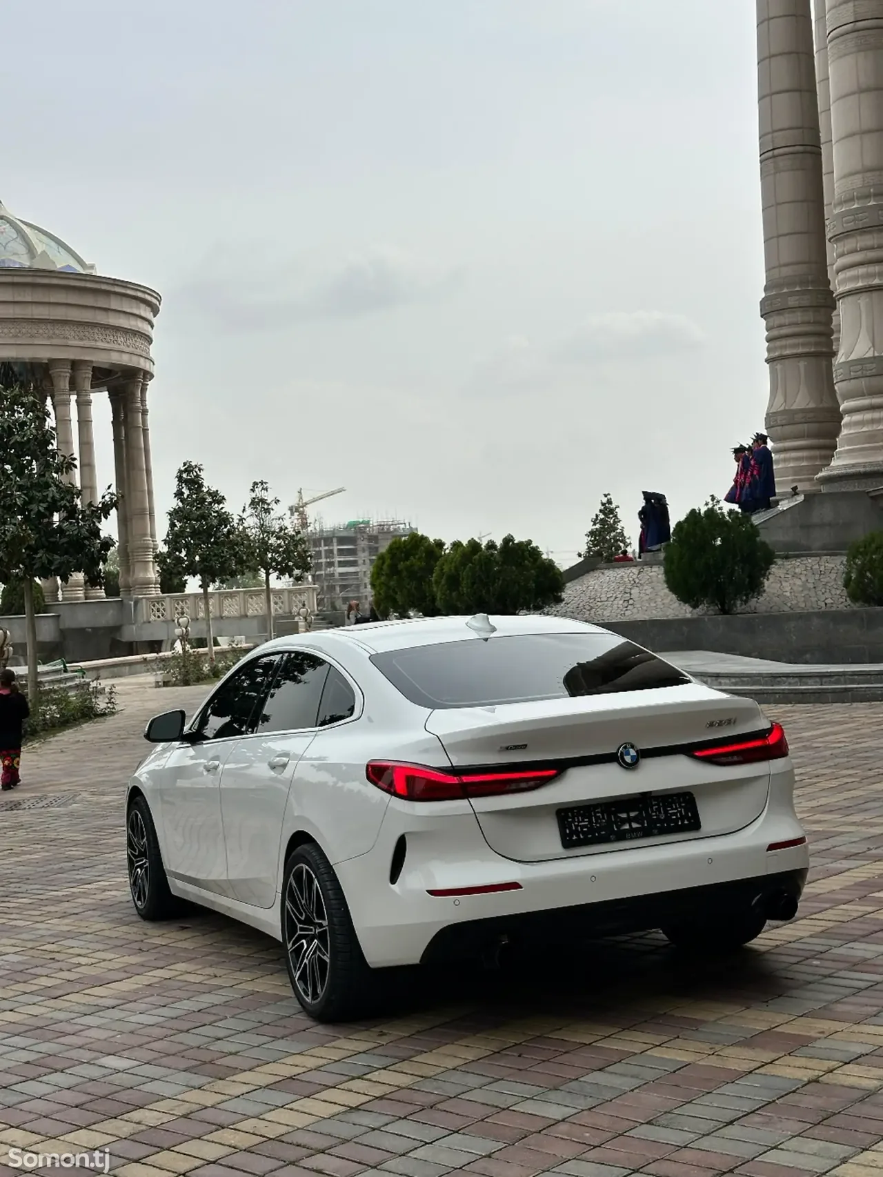 BMW 2 series 2021 · 2.0 AT