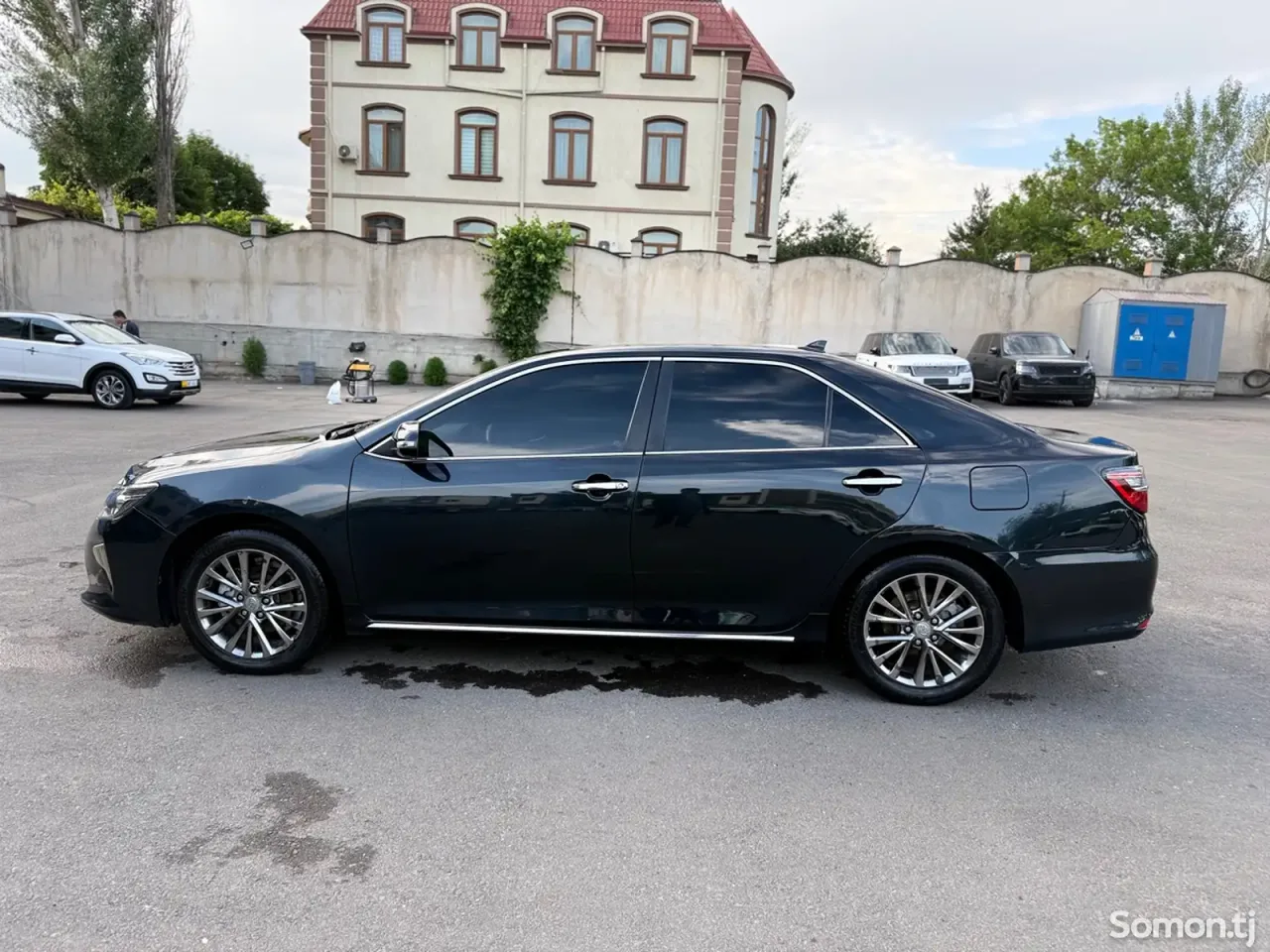 Toyota Camry 2012 · 2.5 CVT