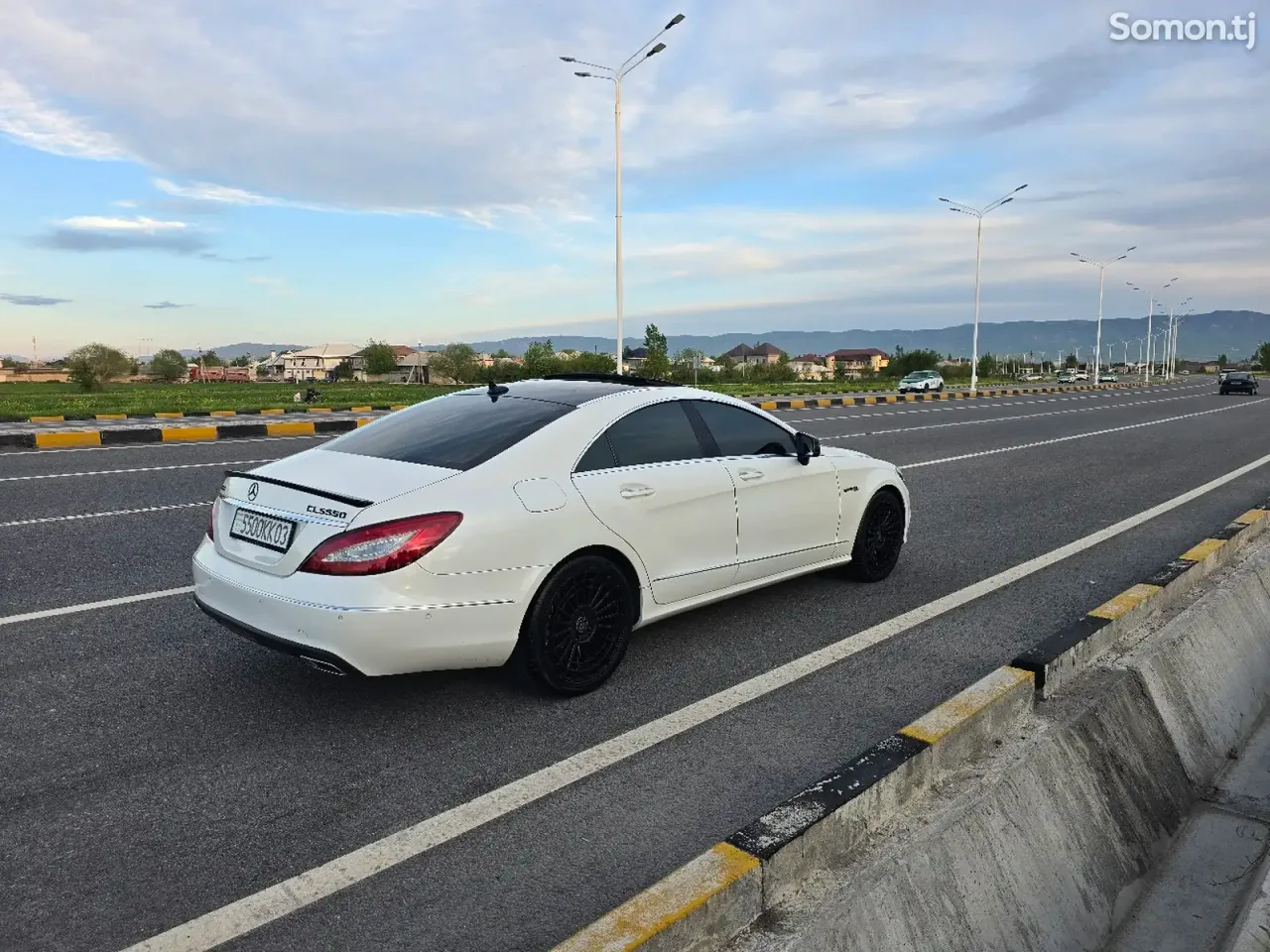 Mercedes-Benz CLS class 2015 · 2.5 AT