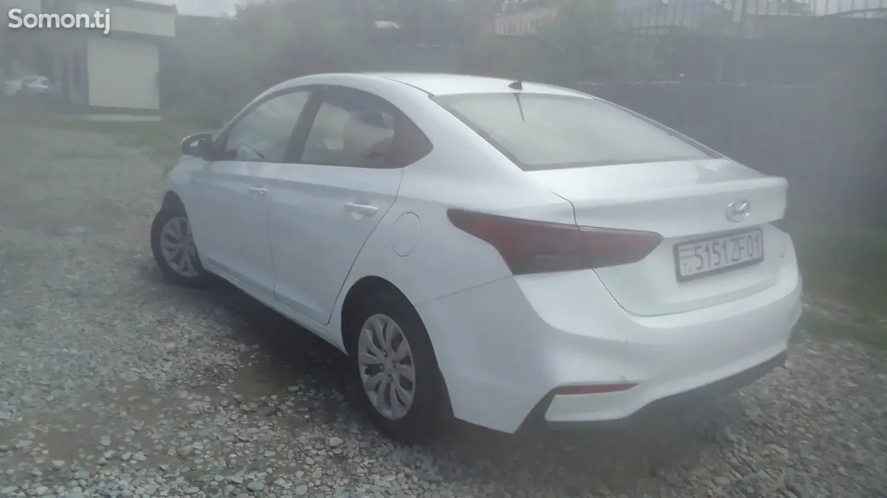 Hyundai Accent 2018 · 1.6 AT