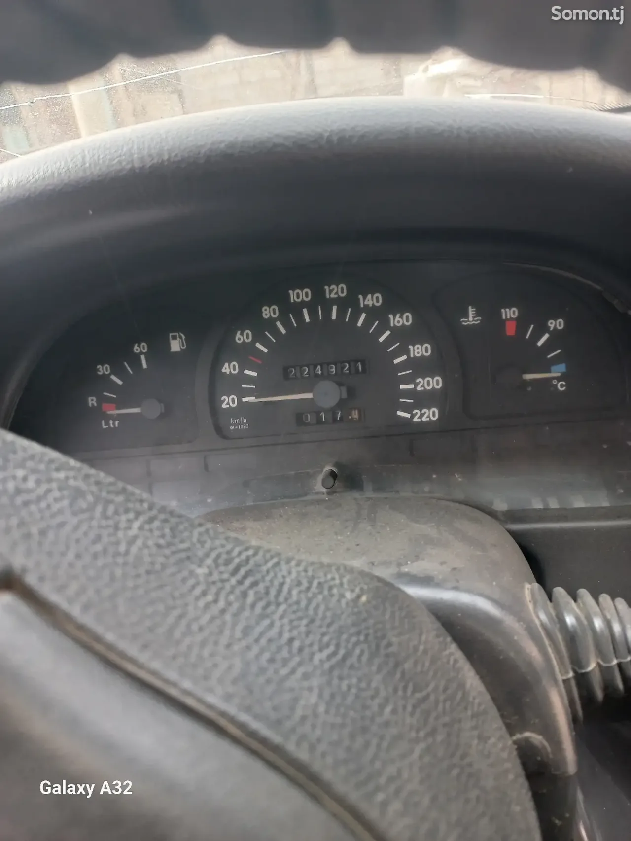 Opel Vectra A 1991 · 1.6 MT