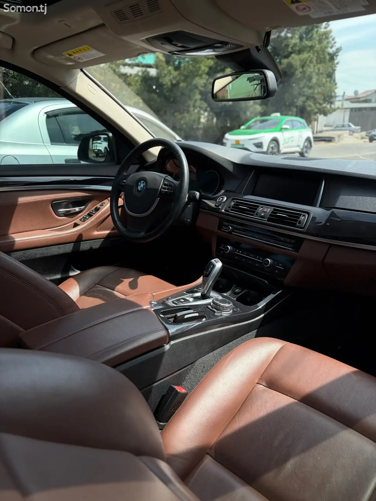 BMW 5 series 2015 · 2.0 AT