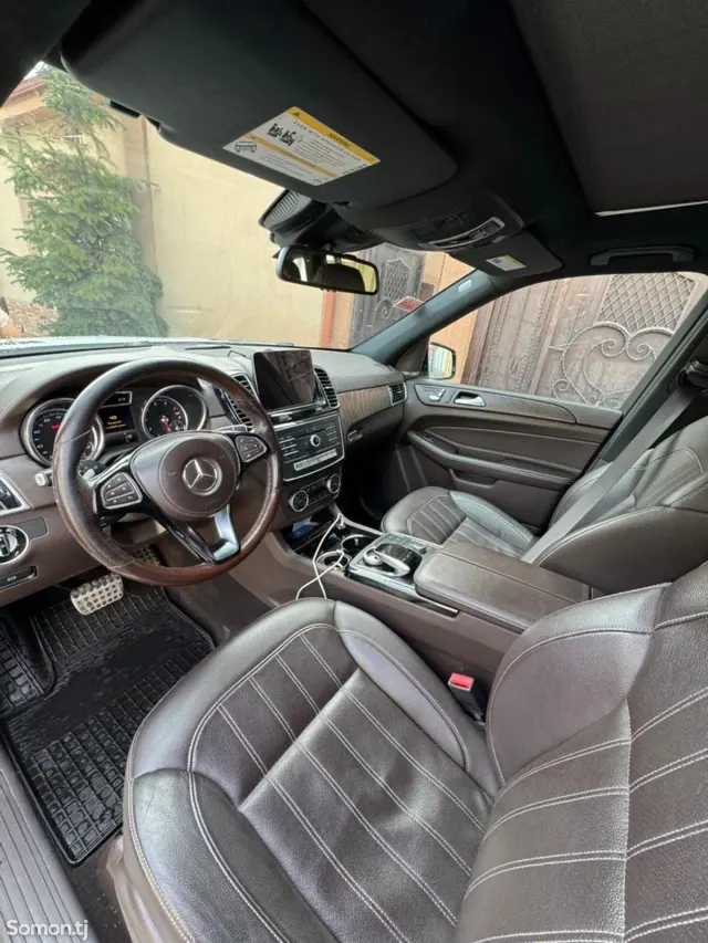 Mercedes-Benz GLS 2018 · 4.5 AT